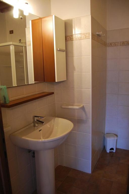 Apartment Il Casino Numero 5 Lajatico Cameră foto
